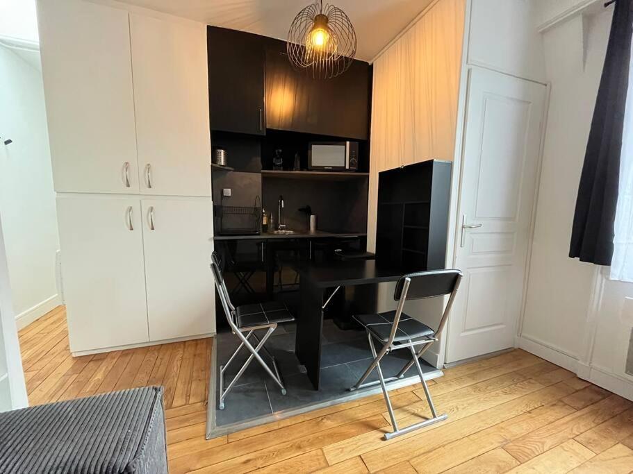 Central Typical Parisian Studio Екстериор снимка